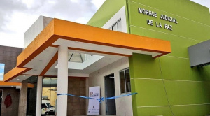 Murió la joven que cayó de un segundo piso; familia denuncia que fue torturada y lanzada