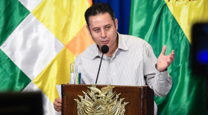 Lara vuelve a cuestionar a Paz y afirma que “cada día lo desilusiona más”