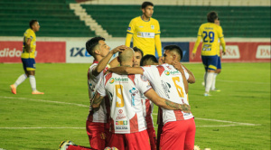 Independiente gana y refuerza su posición en la zona de premios