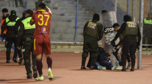 Hay dos heridos con fracturas debido a la batalla campal en Oruro