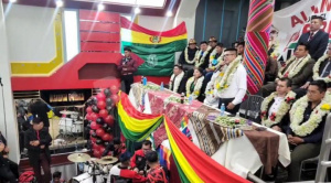 Lara proclama a tiktoker Gabriel Mamani como candidato a la alcaldía de El Alto