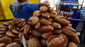 Arias insta al Gobierno a dialogar con panificadores “honestos” para mantener el precio del pan a Bs 0,50