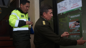 Policía presenta números para denunciar  corrupción, enfatiza en rol ciudadano y anuncia aumento de patrullajes a pie