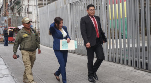 Fiscalía interviene YPFB en La Paz por  contratación irregular relacionada  a la compra de equipos satelitales