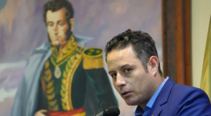 Lara ordena realizar “todas las  acciones legales” para dar de baja  y procesar por la vía penal a policía