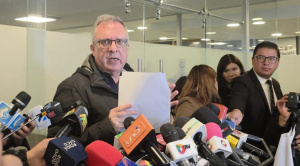 Diputado Alarcón cuestiona a cancillería porque aún no pide expulsión de Dorgathen