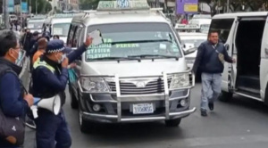 Empieza normalización en La Paz y Santa Cruz; en Cochabamba hay bloqueos