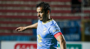 Bolívar le ofrece a Justiniano el mismo salario del año pasado 