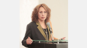 Ministra anuncia una “revolución turística” y fija la meta de dos millones de visitantes extranjeros