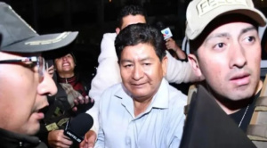 Juez envía a prisión por cuatro meses al exministro Edgar Montaño por el caso de la doble vía El Sillar