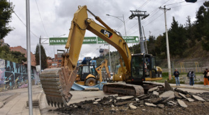 Alcaldía de La Paz prohíbe el paso peatonal por la av. del Poeta