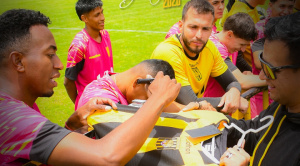 El Tigre abre las puertas a su público para una práctica A vs. B