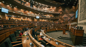 Legisladores ven viable referéndum sobre ley antibloqueos, pero advierten que primero debe ser sancionada