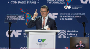  “Si hay una nación que tiene que ser  y ayudar para que a otros les vaya bien, es  Bolivia”, dice Paz en el foro de la CAF
