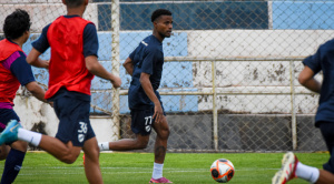 Bolívar derrota a un equipo provincial peruano: 4-1