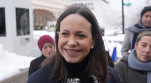 Machado pide una "transición real" en Venezuela tras reunirse con Rubio