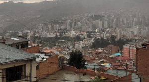 Rigen tres alertas por vientos, lluvias con tormentas eléctricas y desbordes de ríos