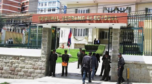 “No nos pidan cometer un delito”: Ávila ratifica la pérdida de personería jurídica de ADN y UCS