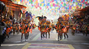 Asociaciones de periodistas rechazan cobros para la cobertura del carnaval de Oruro