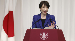 Tras arrolladora victoria, primera ministra japonesa insiste en aumentar el gasto público