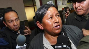 Crece presión política por ausencia de Achacollo y legisladores piden aplicar la ley sin dilaciones