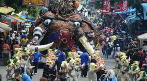 Más de 100 fraternidades protagonizarán el corso de corsos este sábado en Cochabamba