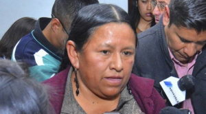 Fiscalía emite orden de aprehensión contra exministra Achacollo por el caso Fondo Indígena