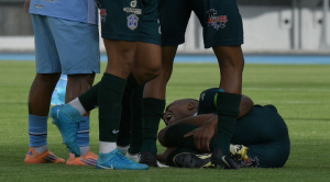 Jugador de San Antonio sufre doble fractura de tibia y peroné 