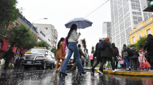 Senamhi emite alerta por lluvias con tormentas eléctricas en cuatro departamentos