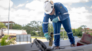 YPFB anuncia que incorporará aditivos a la gasolina  para mejorar el funcionamiento de los motores