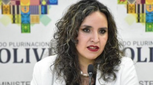 Exministra declara ante la Fiscalía de La Paz  por el caso del Instituto Gastroenterológico
