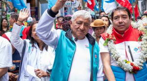 BRÚJULA ELECTORAL EXCLUSIVO: Iván Arias en busca de su reelección ofrece a La Paz un tren aéreo y dos subsidios sociales