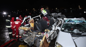 Ministro de Defensa exhorta a la gente a que se retire y deje trabajar a los equipos de auxilio