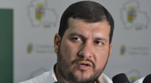 "Es lo más sensato que ha podido hacer", dice presidente cívico cruceño sobre renuncia de Barrientos