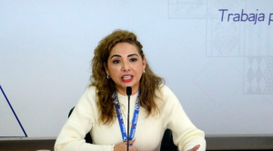 Activan alerta migratoria contra la expresidenta de la aduana Karina Serrudo