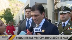 "Es mejor vivir en el futuro que en el pasado", dice Paz antes de ingresar al acto de posesión de Kast