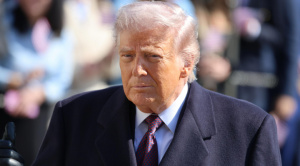 Trump asegura que sería un “gran honor” para él “tomar Cuba”