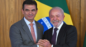 Paz dice que la relación con Brasil es como canción de Roberto Carlos: “cóncavo y convexo”