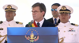 "Nosotros no hacemos zanjas, hacemos puentes de integración", dice Paz en el Día del Mar