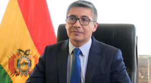 Espinoza: mejora en la calificación de riesgo confirma que Bolivia “recupera la confianza internacional”