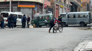 Debido al paro de choferes, dictan tolerancia en el ingreso laboral y recomiendan clases virtuales