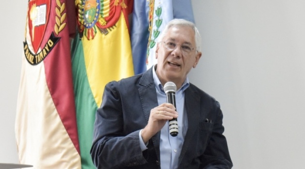 Rodríguez Veltzé: “La gravedad de su denuncia Presidente, lo obliga a transparentar los  convenios con potencias extranjeras” 
